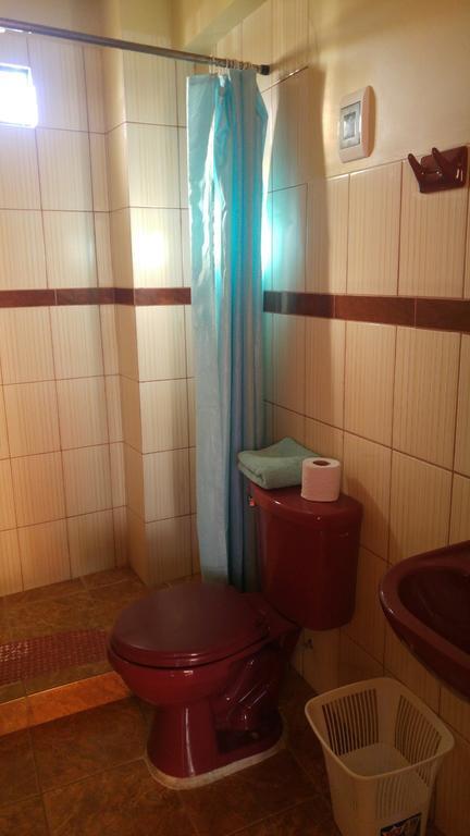 Olas Del Titicaca Backpackers Hostel Копакабана Экстерьер фото